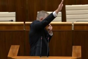 PRE EURÓPU SME DOBRÍ LEN AKO POSLUŠNÍ VYKONÁVATELIA BEZ NÁZORU
