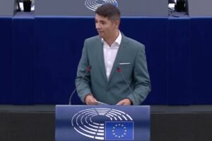 E. KALIŇÁK: BRUSELU O SLOVENSKU NIEKTO HANEBNE A HLÚPO KLAME A POTOM VZNIKAJÚ TA...