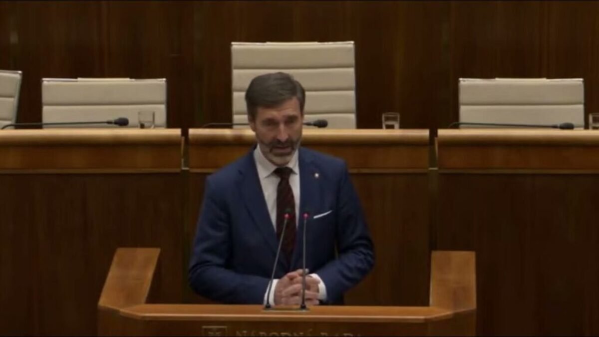J. Blanár: Slovenská republika nie je vo svete izolovaná, čo by si tak veľmi priala naša opozícia…