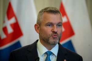 Prezidentská kampaň bola podvodom na ľuďoch, vyhlásilo hnutie Slovensko a podáva...
