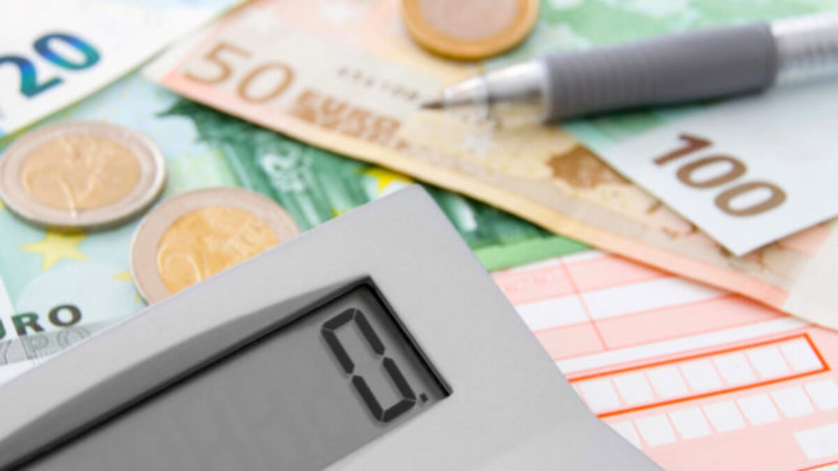 Mestá a obce robia škrty v rozpočtoch, chýbajú im peniaze z podielových daní
