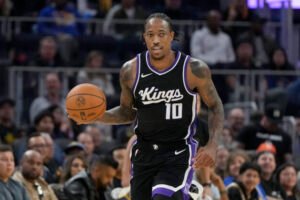 Na začiatku bol tweet. A po šiestich rokoch vydal hviezdny hráč NBA DeMar DeRoza...