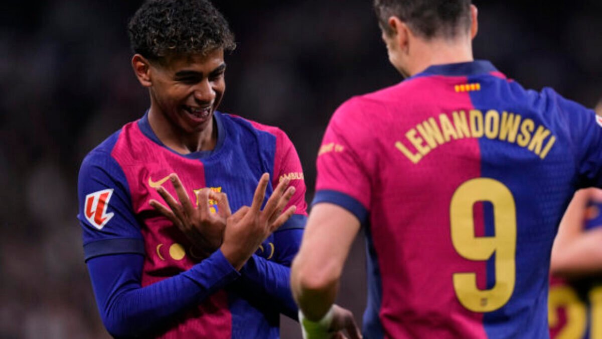 Úvodné „El Clásico“ dopadlo nečakane, Real prišiel o sériu a Flick prelomil barcelonské prekliatie