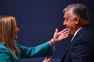 Pronárodné a pravicové sily sú na dobrej ceste ovládnuť približne 100 miliónov o...
