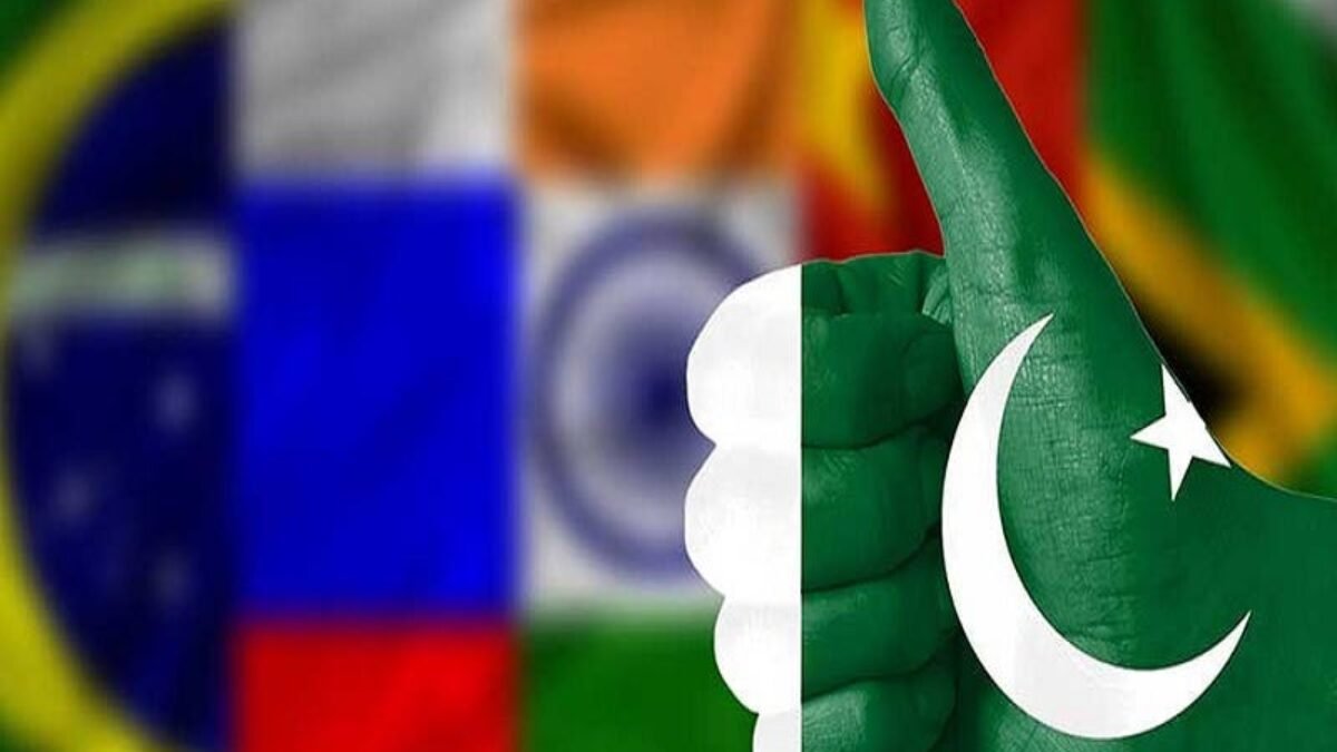 Pakistan musí vyriešiť niektoré zo svojich problémov s Indiou pred formálnym partnerstvom s BRICS