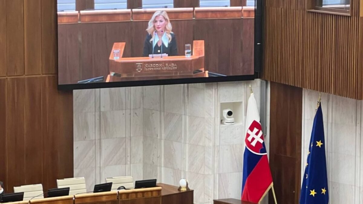 Martina Šimkovičová: “NEZÁVISLÍ” POSLANCI