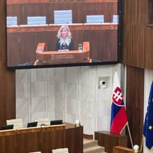 Martina Šimkovičová: “NEZÁVISLÍ” POSLANCI