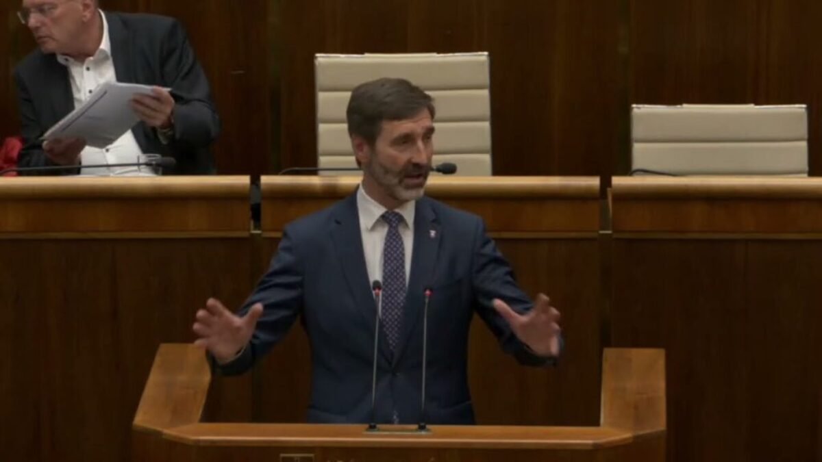 J. Blanár: Počas Hodiny otázok som zhrnul, čo všetko robí slovenská diplomacia pre svojich občanov