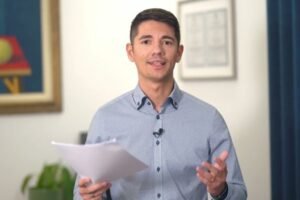 VÝZVA B. GRÖHLINGOVI – VRÁŤTE 300 000€ SLOVENSKÝM ŠKOLÁM