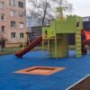 Topoľčany: FINIŠUJEME! 
Detské ihrisko na Bernolákovej ulici už má novú dopadovú...