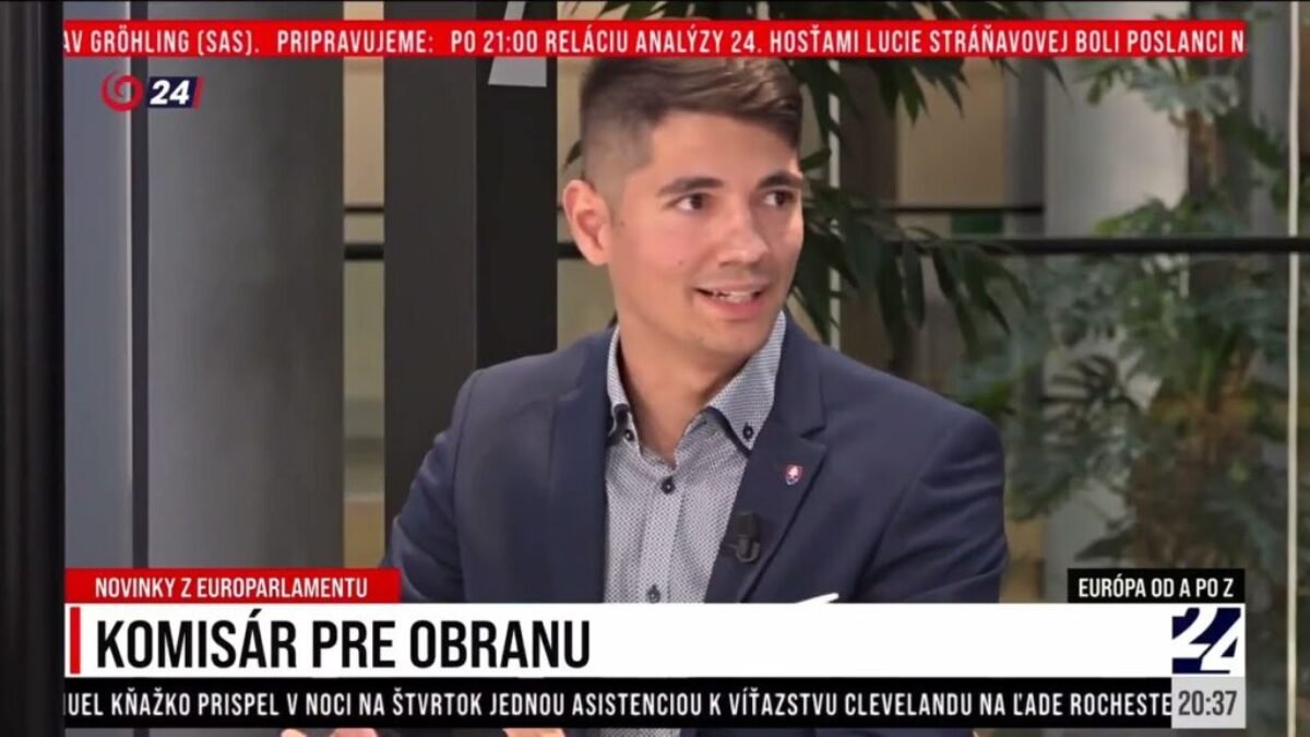 E. KALIŇÁK: EURÓPSKY PLÁN VLOŽIŤ ĎALŠÍCH 500 MILIÁRD EUR DO ZBROJENIA JE ÚPLNE ABSURDNÝ