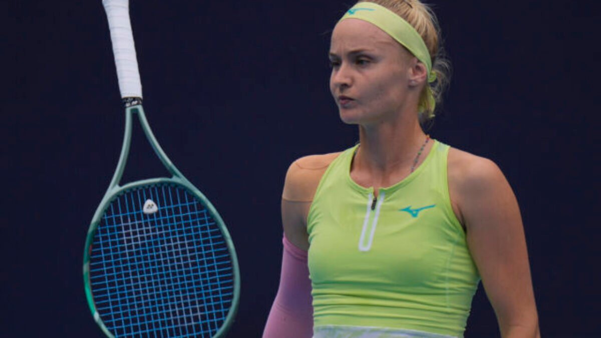 Šramková vo finále v Ťiang-si nezískala druhý titul na WTA, nestačila na Švajčiarku Golubicovú