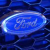 Ford v Európe zruší 4-tisíc pracovných miest, nedarí sa mu predávať elektromobil...