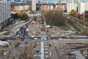Výstavba električkovej trate v Petržalke. Chýba už len niekoľko desiatok metrov ...