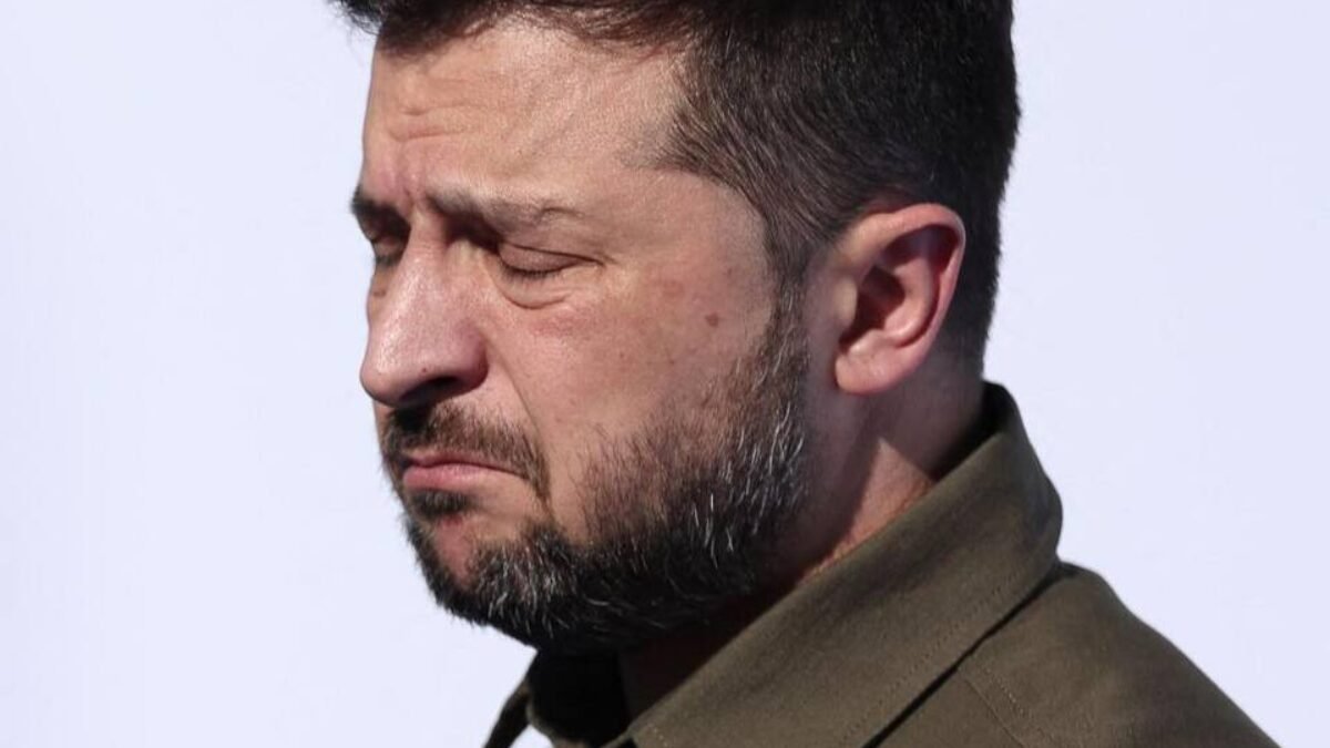 60 percent Ukrajincov by nechcelo, aby Zelenskyj kandidoval vo voľbách