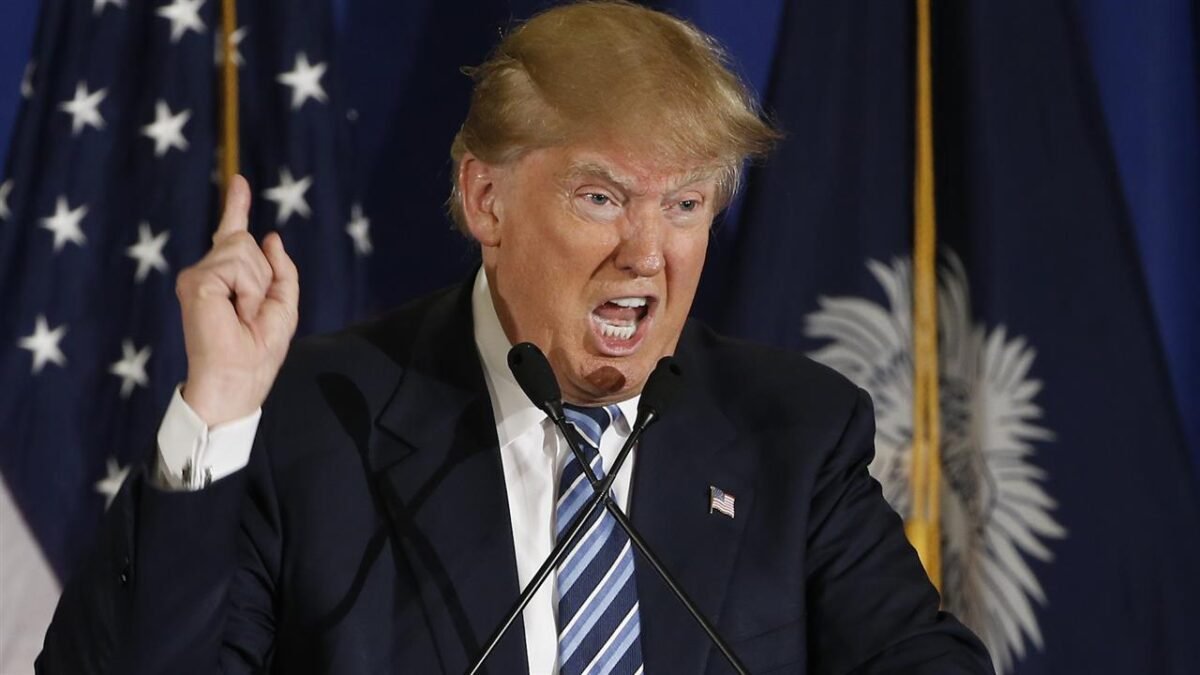 Trump sa vyhráža krajinám BRICS 100 % clami