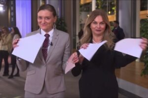 J. Laššáková a M. Beňová: Vianočný darček dievčatám z PS