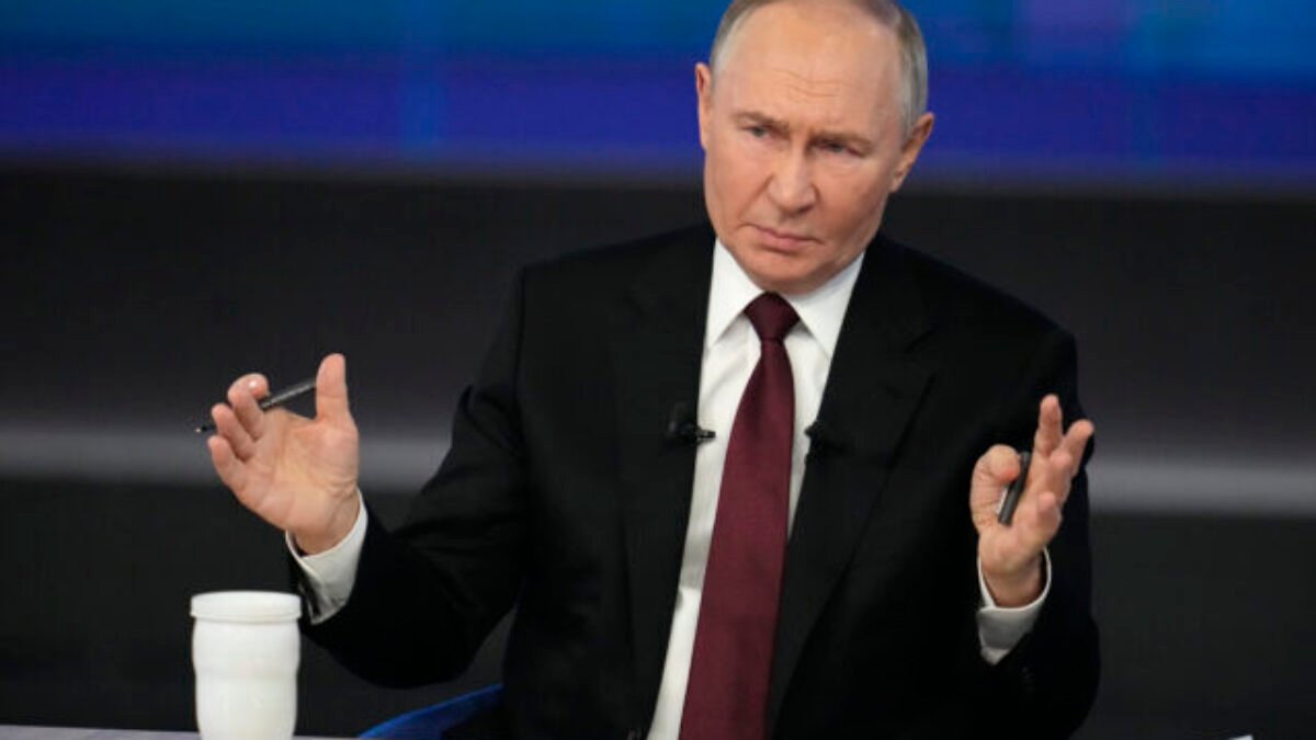 Putin vyzval protivzdušnú obranu NATO na technologický súboj s raketou Orešnik