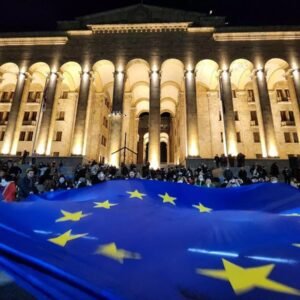 EÚ pohrozila gruzínskym úradom „následkami“ za snahy potlačiť nepokoje