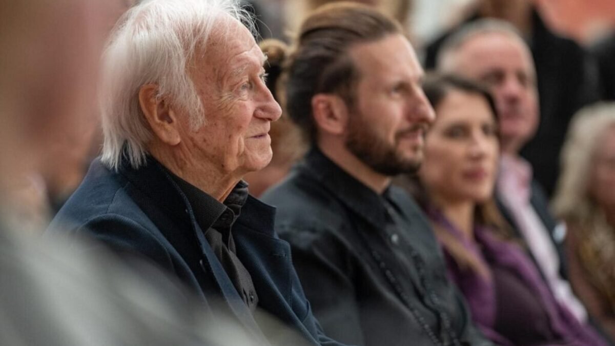 Navždy nás opustil Milan Sládek. Legendárny slovenský mím, choreograf a režisér