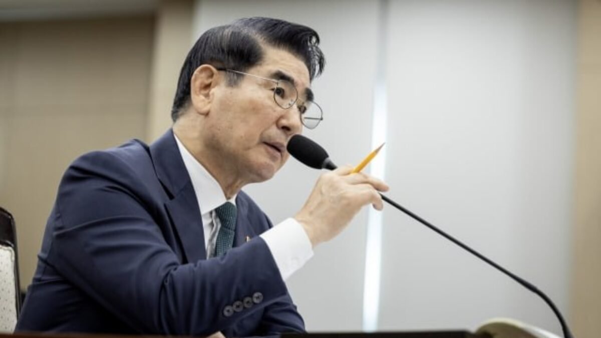 Juhokórejský minister obrany Kim Yong-hyun podal demisiu