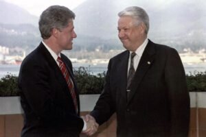 Clintonov zabudnutý sľub Jeľcinovi