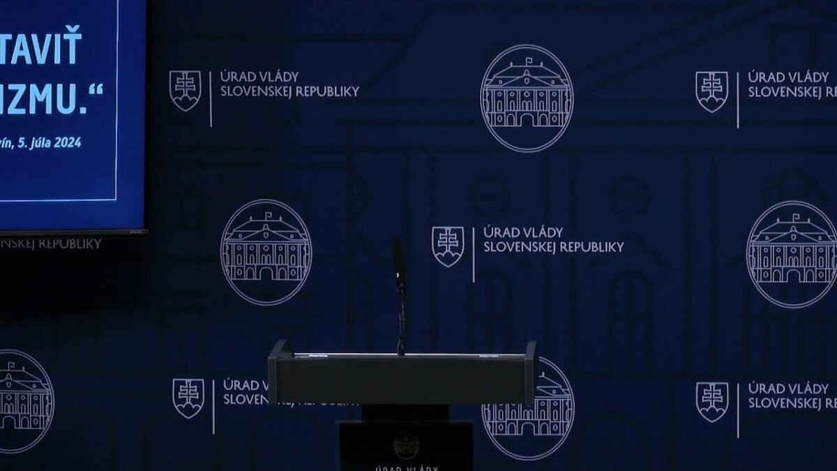 TK predsedu vlády SR Roberta Fica na tému: Ústavná hrádza proti progresivizmu