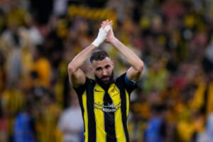 Karim Benzema vyvracia klebety o ukončení kariéry, po tejto sezóne to určite neb...