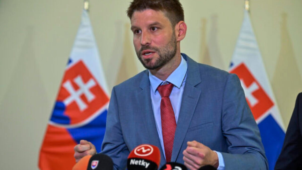 Šimečka reaguje na krízu v koalícii: Čím skôr príde politická zmena cez predčasné voľby, tým lepšie