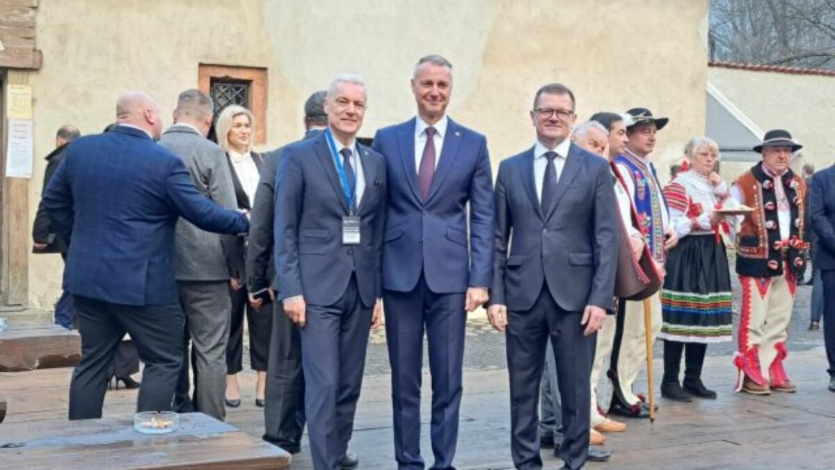 Okresy Kežmarok a Stará Ľubovňa získajú na projekty dva milióny eur, vláda schválila návrh na výjazdovom rokovaní – VIDEO