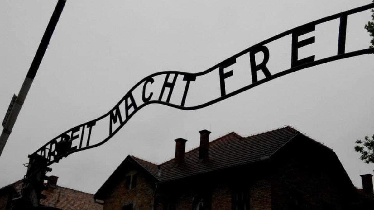 Pripomíname si 80. výročie oslobodenia nacistického koncentračného a vyhladzovacieho tábora Auschwitz-Birkenau