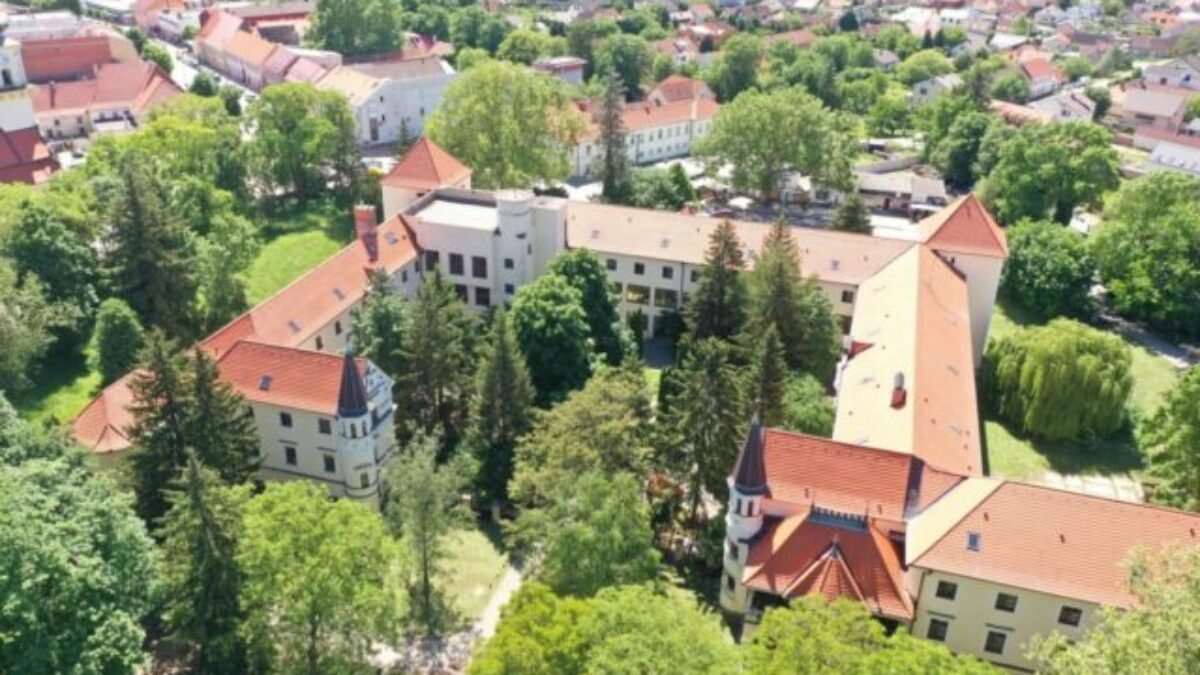 Bratislavský kraj začal s revitalizáciou Kaštieľskeho parku v Stupave