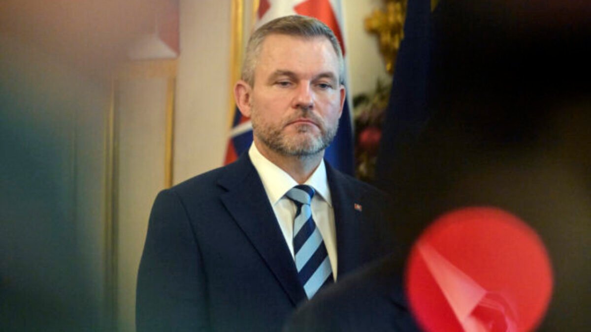 Pellegrini plánuje okrúhly stôl o obrane a zopakoval, že nemáme záujem vytvárať európsku armádu