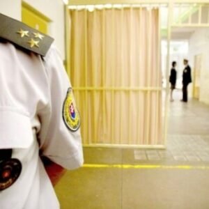 Personálna situácia v Zbore väzenskej a justičnej stráže sa mierne zlepšila, stá...