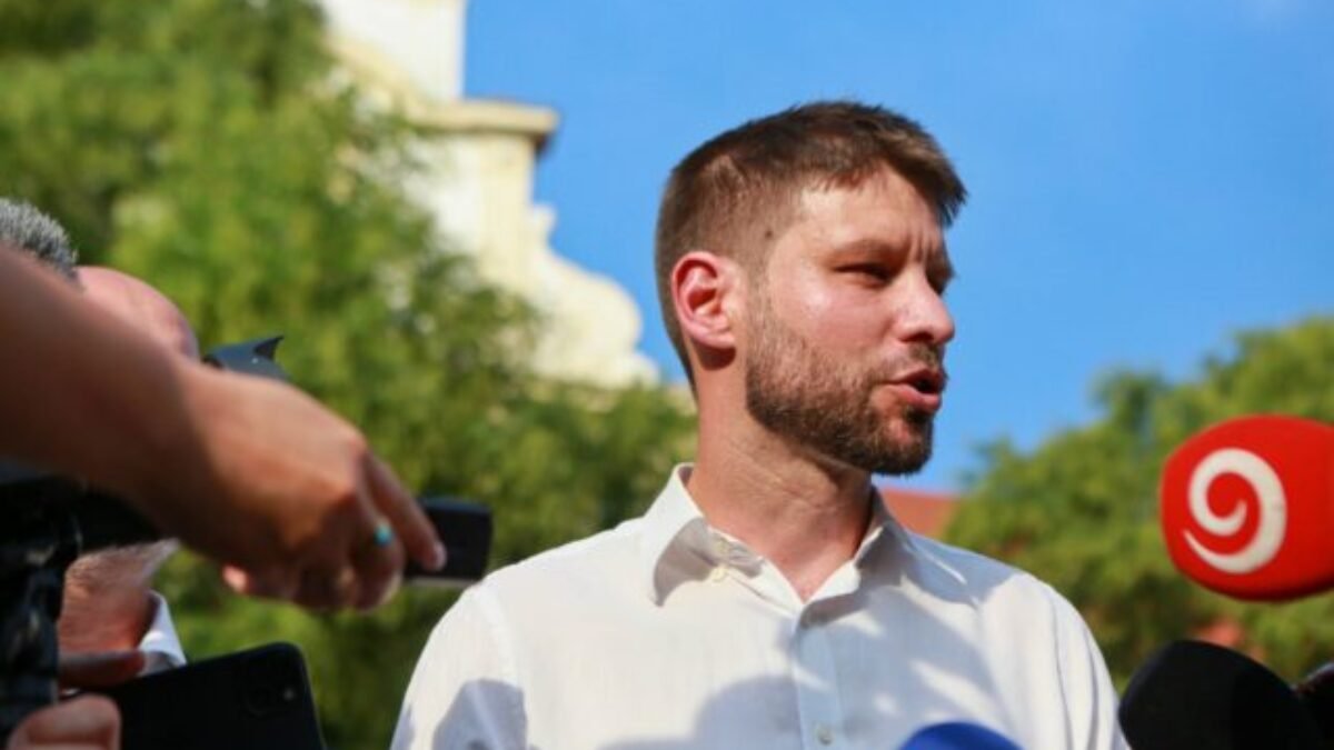 PS ohlásilo na 8. mája zhromaždenie. Nechce, aby Ficova návšteva Moskvy prekryla výročie konca vojny