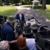 „Potrebujeme poctivú novinársku profesiu, a tú nemáme.“ Trump ostro kritizoval a...