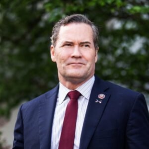 Mike Waltz: Americko-ruská spolupráca by sa mohla rozvinúť do „širokých vzťahov“