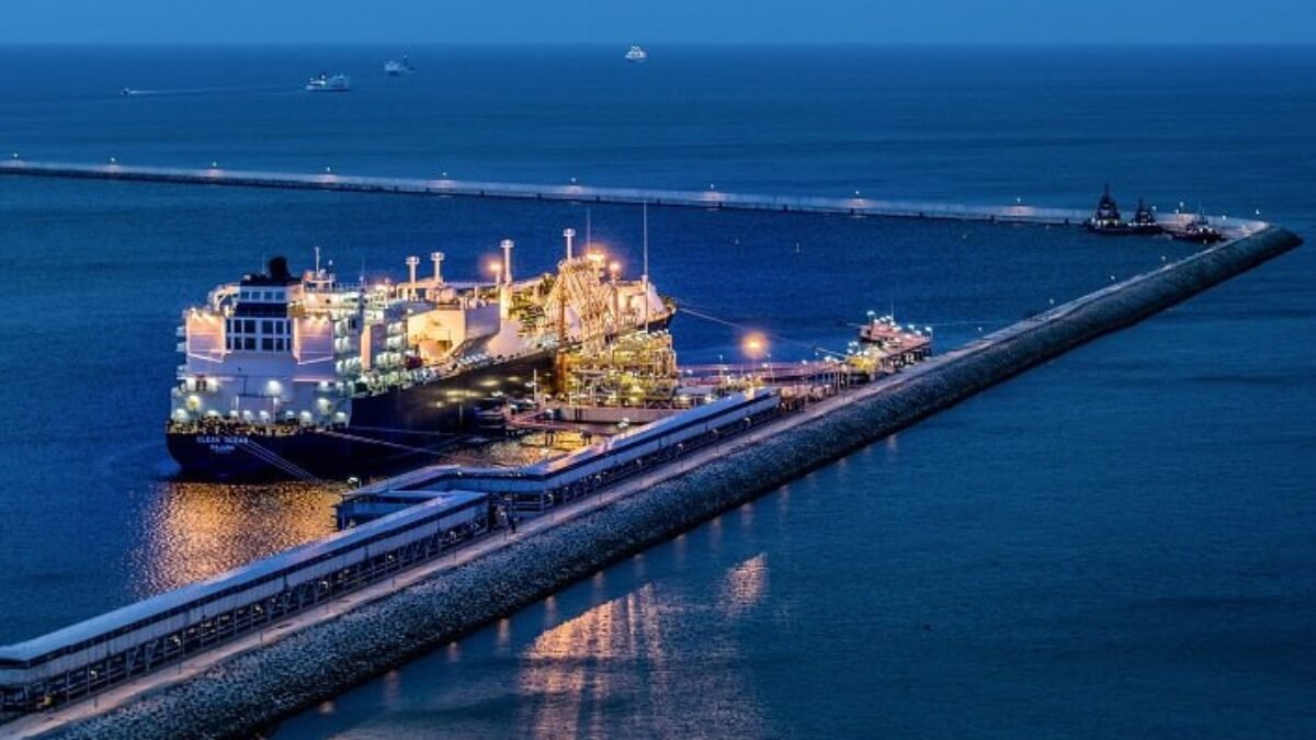 EÚ prvýkrát za dva roky dováža ruský LNG za viac ako 1 miliardu USD