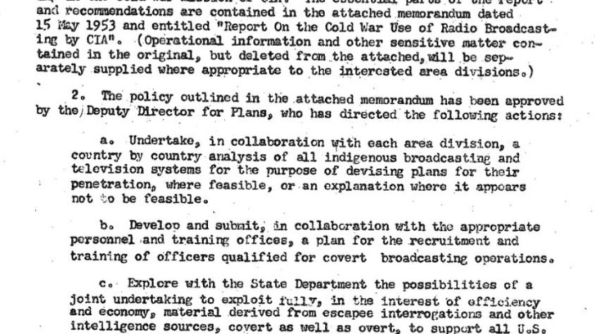 Niektoré „šťavnaté“ stránky zo súborov JFK Papers načrtávajú, že CIA využívala „politickú a psychologickú vojnu“ na šírenie svojho vplyvu počas studenej vojny.