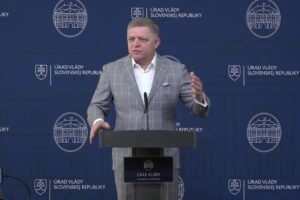 TK predsedu vlády R. Fica a generálnej riaditeľky E. Lisovej o štátnej podpore n...