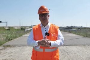 J. RÁŽ: POLOVICA VIŠŇOVÉHO MÁ HOTOVÚ VOZOVKU