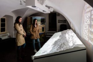 Tip na sobotu. Navštívte Malokarpatské múzeum v Pezinku