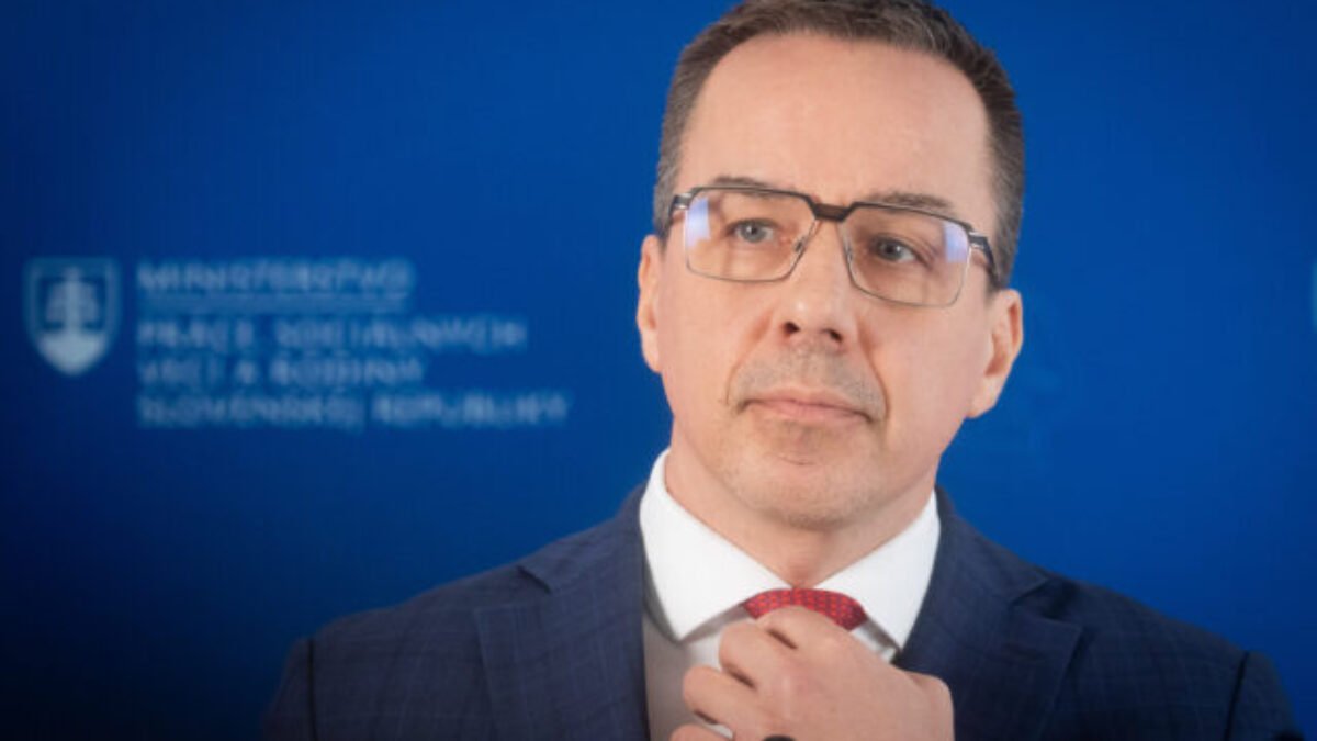 Tomáš rokoval o výške príspevku na poskytovanie sociálnych služieb aj o udelení národného víza