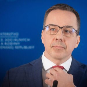 Tomáš poskytne obciam na východe Slovenska humanitárnu pomoc, zamestnanci úradov...