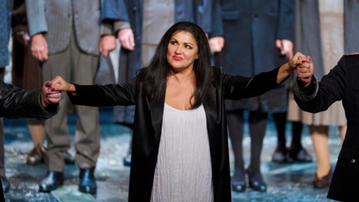 Kultúra mimo politiky neexistuje, ukrajinský veľvyslanec kritizuje predstavenie Rusky Anny Netrebko v SND