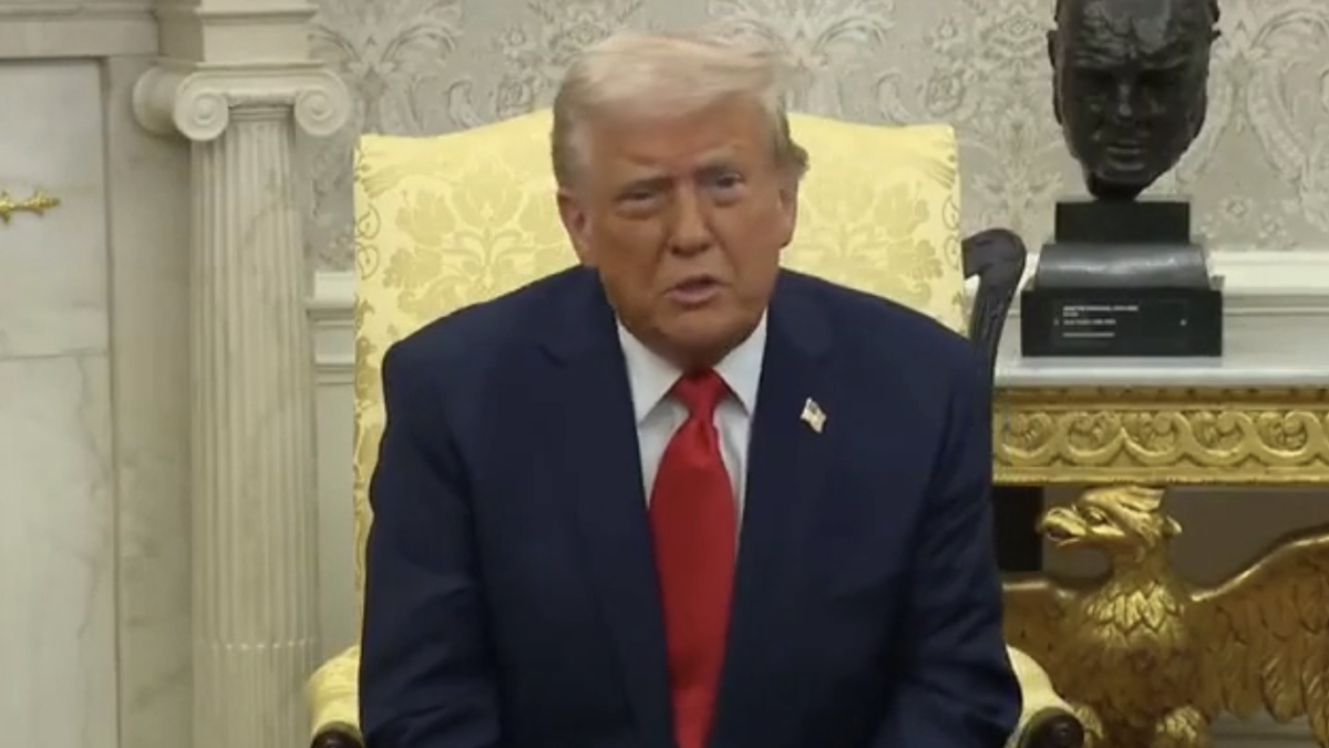 Prezident Donald Trump o Zelenského pripravenosti kúpiť desať systémov Patriot