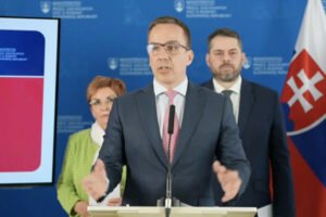Slovensko má najmenej nezamestnaných od roku 1993. Čísla klesli podľa Tomáša na ...