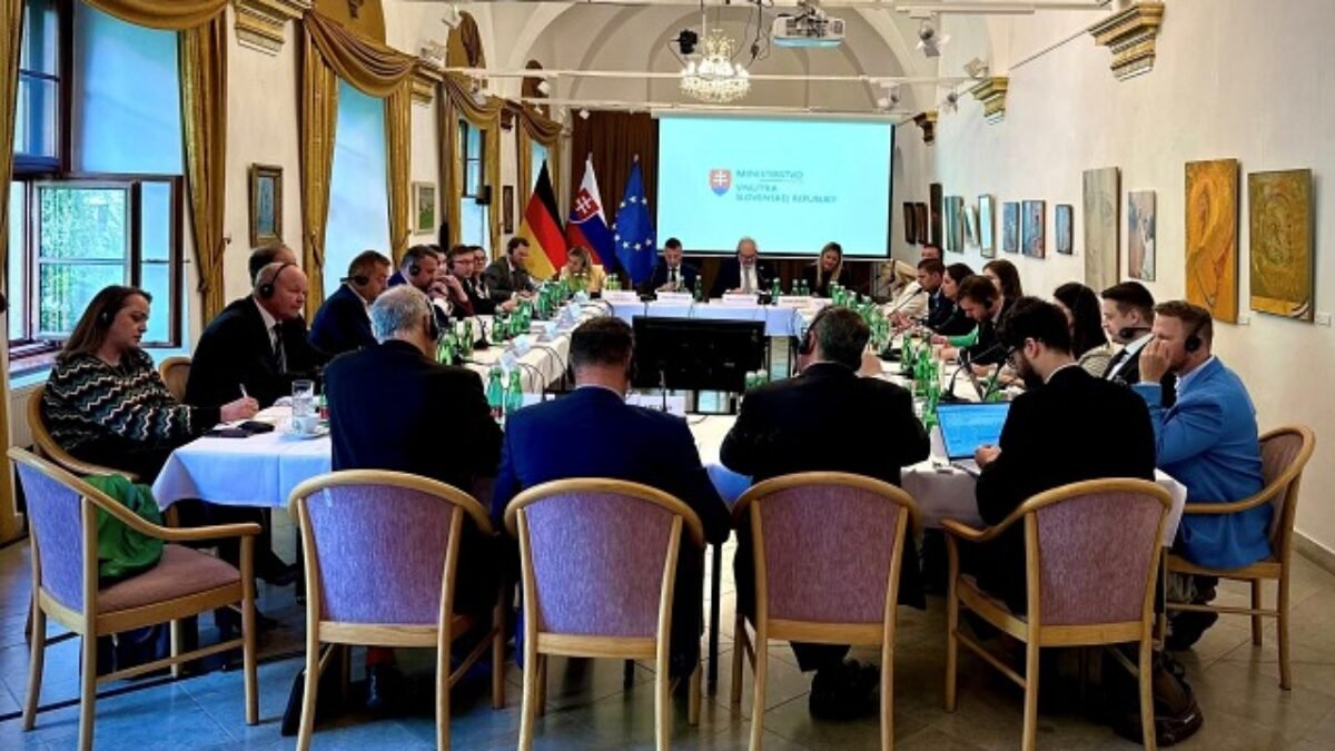 Slovensko stále nemá zákon o lobingu. Mimovládky upozorňujú, že bez pravidiel vzniká priestor pre korupciu