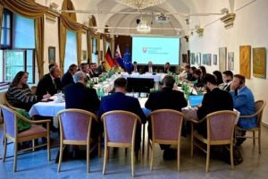 Slovensko stále nemá zákon o lobingu. Mimovládky upozorňujú, že bez pravidiel vz...