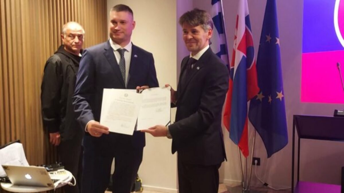 Slovensko posilňuje ekonomickú spoluprácu s Gréckom, otvorili honorárny konzulát v Solúne – FOTO